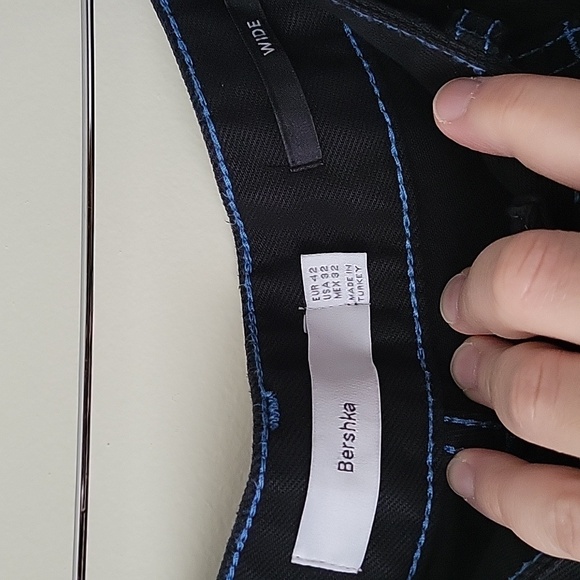 Bershka Men's Black Graffiti Jeans- Size 32 - Picture 4 of 12